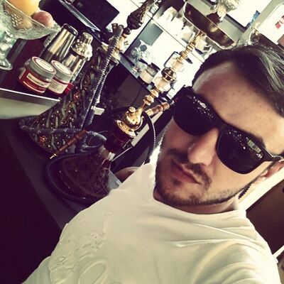 ,   Arkadi, 29 ,   ,   
