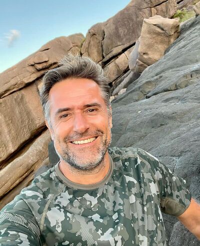  ?,   Kevin, 54 ,   ,   