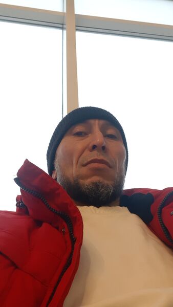  ,   Ali, 46 ,   ,   