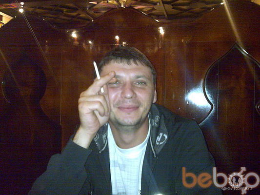  ,   David , 43 ,   ,   , c , 