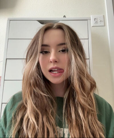  -,   Susan, 24 ,   ,   