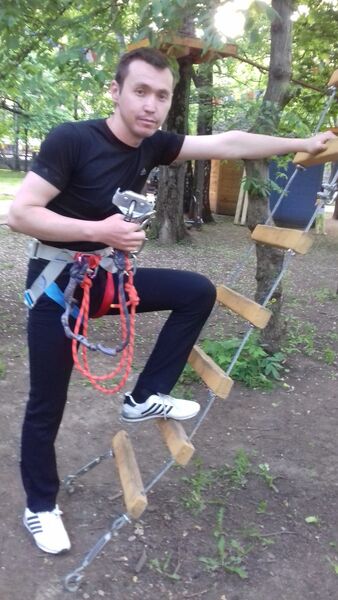  ,   Dima, 34 ,   