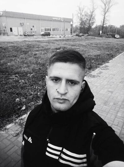  ,   Viktor, 25 ,   ,   , c 