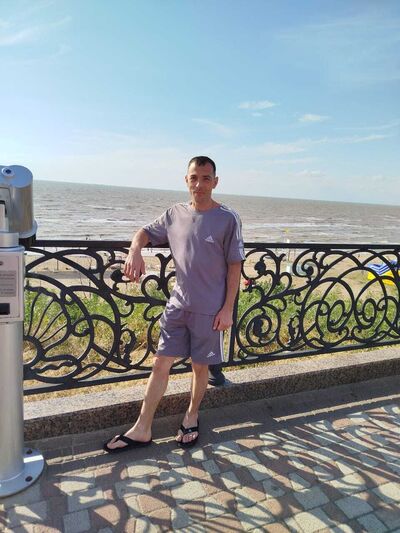  ,   Kostuy, 35 ,   ,   