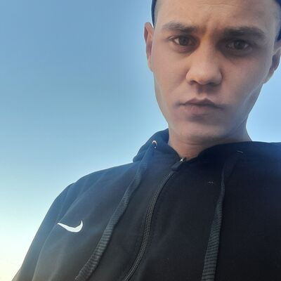  ,   Dmitry, 25 ,   c 