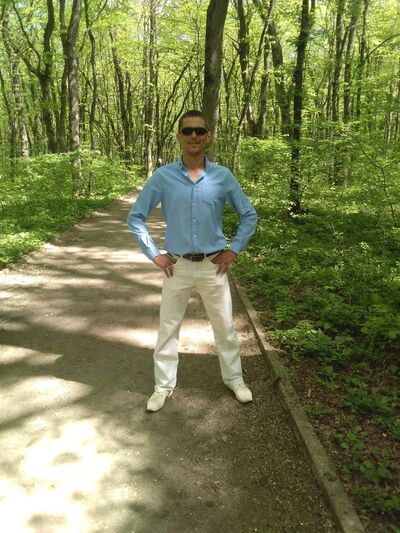  ,   Yuri, 40 ,   