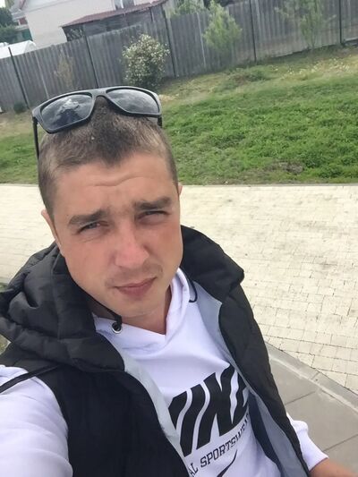  ,   Denis, 29 ,   ,   