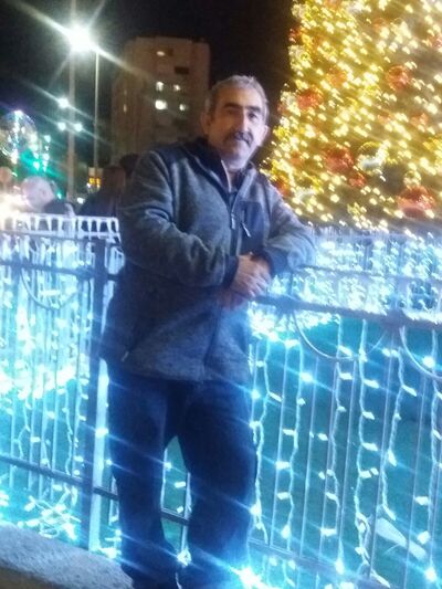  Holon,   , 48 ,   