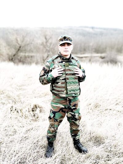  ,   Ruslan, 25 ,   ,   , c 