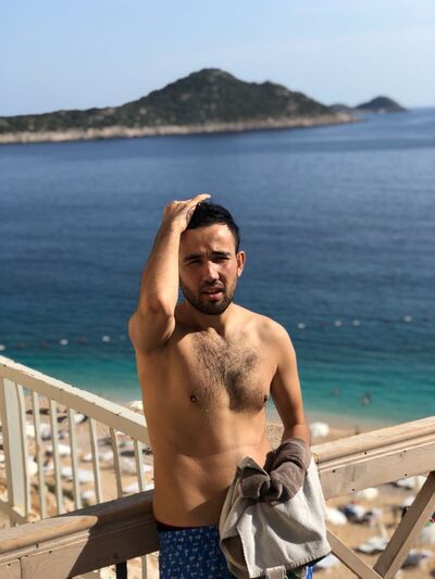  ,   Bilal, 34 ,   ,   