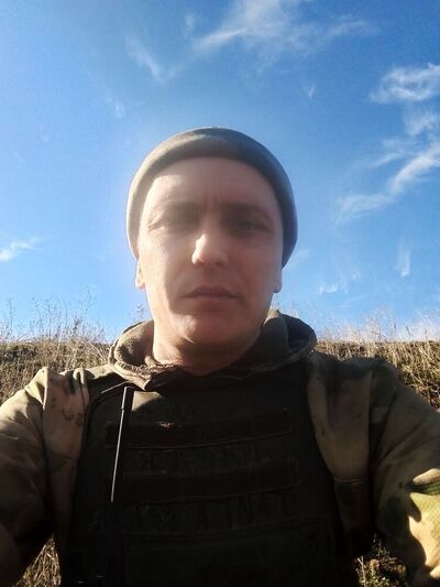  ,   Artur, 34 ,     , c 