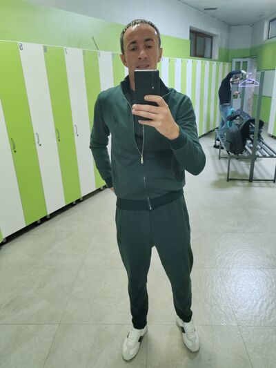  ,   Karen, 39 ,   ,   , c , 
