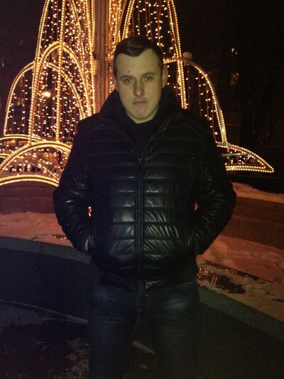  ,   Alex, 37 ,   