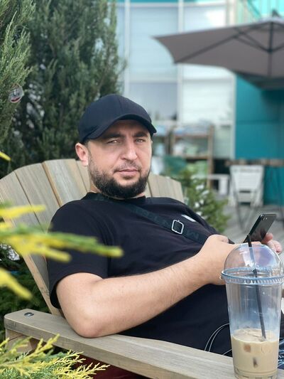  ,   Denis, 35 ,   ,   , c , 