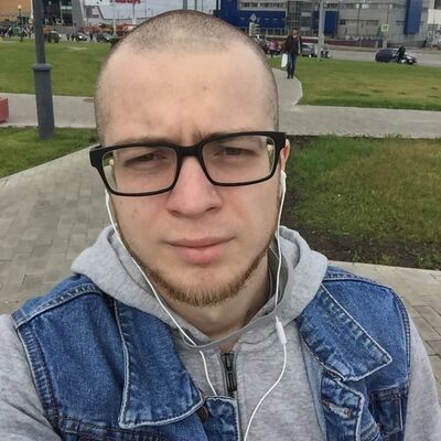  ,   Valentin, 31 ,   