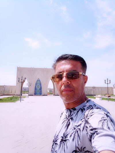  ,   Mona, 47 ,   c 