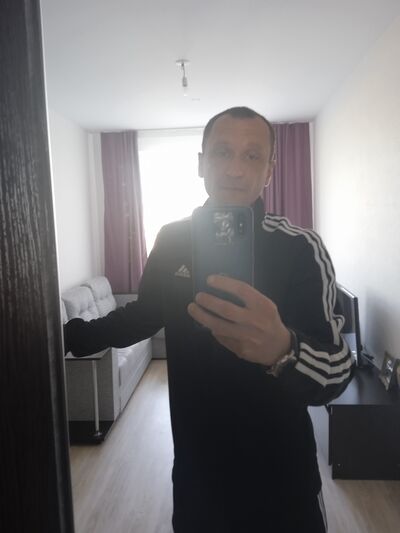  -,   Nikita, 39 ,   ,   