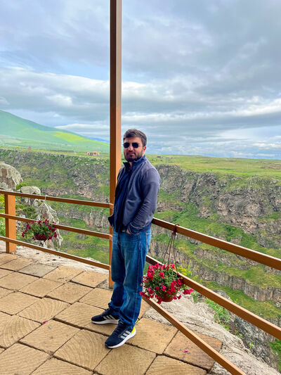  ,   Vahag, 26 ,   ,   