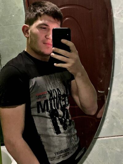  ,   Alex, 25 ,   ,   
