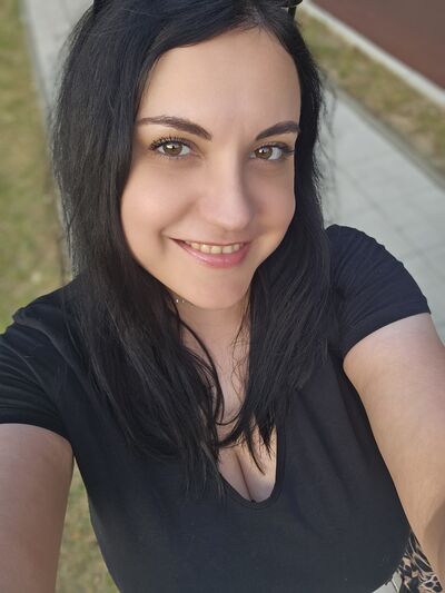  ,   Kate, 38 ,  