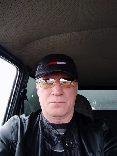  ,   Leon, 63 ,   ,   , c 