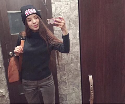  ,   Milana, 24 ,   c , 