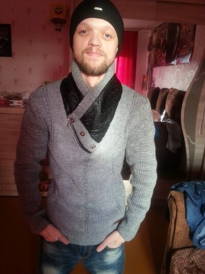  ,   Edik, 35 ,   