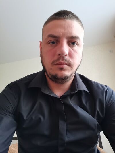  ,   Andrei, 37 ,   ,   