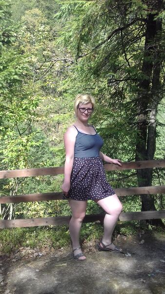  Malaga,   Julia, 34 ,   ,   