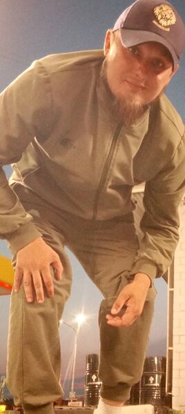  ,   Alexander, 32 ,   ,   