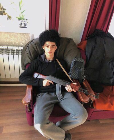  ,   Gadji, 21 ,   ,   