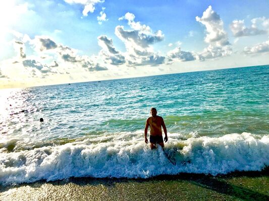  ,   George, 39 ,   ,   