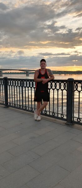  ,   Maksim, 31 ,   ,   