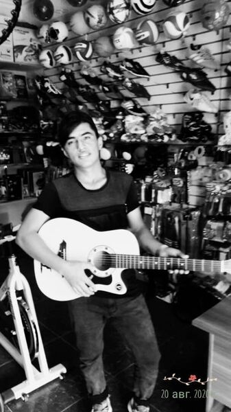  ,   AbDuLlA, 21 ,   ,   