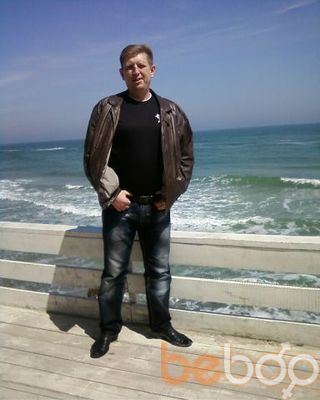  ,   GARIK, 49 ,  