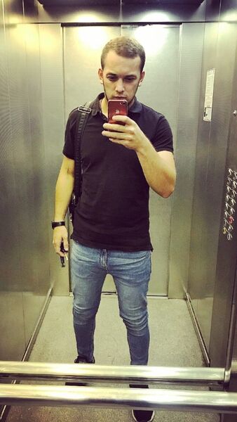  ,   Alexei, 28 ,   ,   , c , 