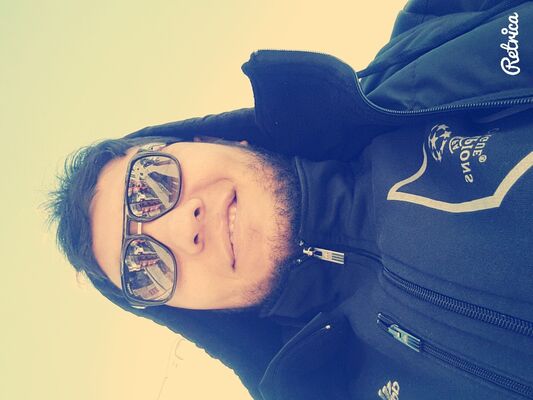  ,   Casper, 33 ,   