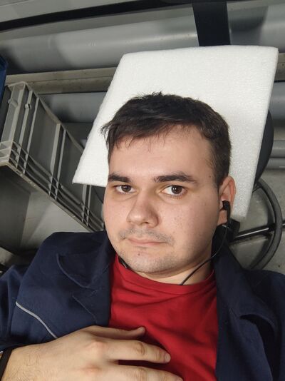  ,   Valentin, 26 ,   ,   