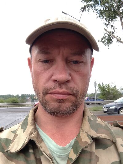  ,   Pavel, 44 ,   ,   