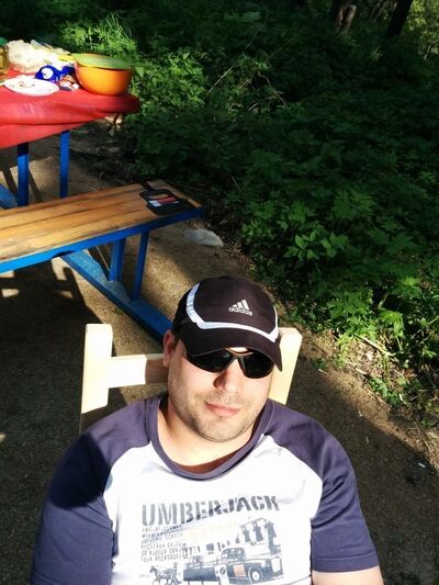  ,   Romik, 38 ,   