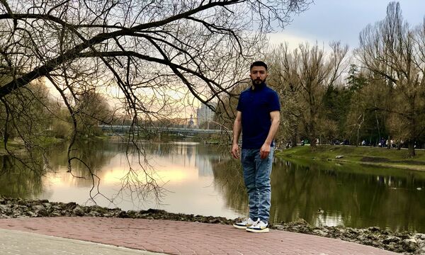  ,   Nazhad Ahmad, 31 ,     , c 