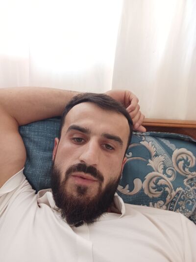  ,   Ali, 25 ,   ,   