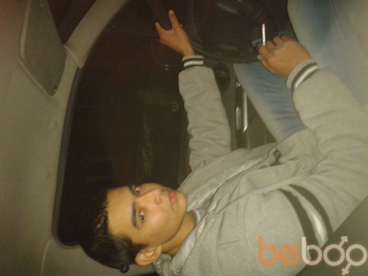  ,   BiLLi, 44 ,   