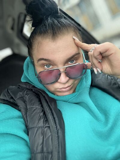  ,   Dasha, 32 ,   ,   