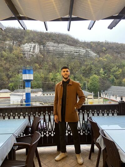 ,   Husam, 25 ,   ,   