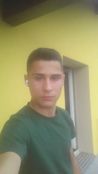  Yverdon-les-Bains,   , 21 ,   ,   