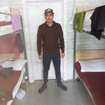  ,   Giyos, 35 ,   ,   