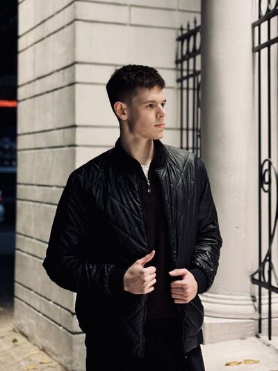  ,   Vlad, 20 ,   ,   , c 