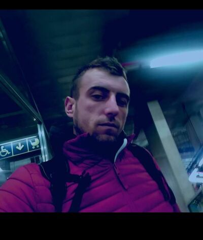  --,   Viktor, 31 ,   ,   