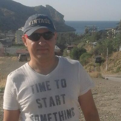  ,   Klimkair, 39 ,  